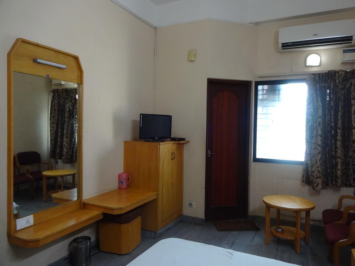 Hotel Pearls Madurai Eksteriør billede